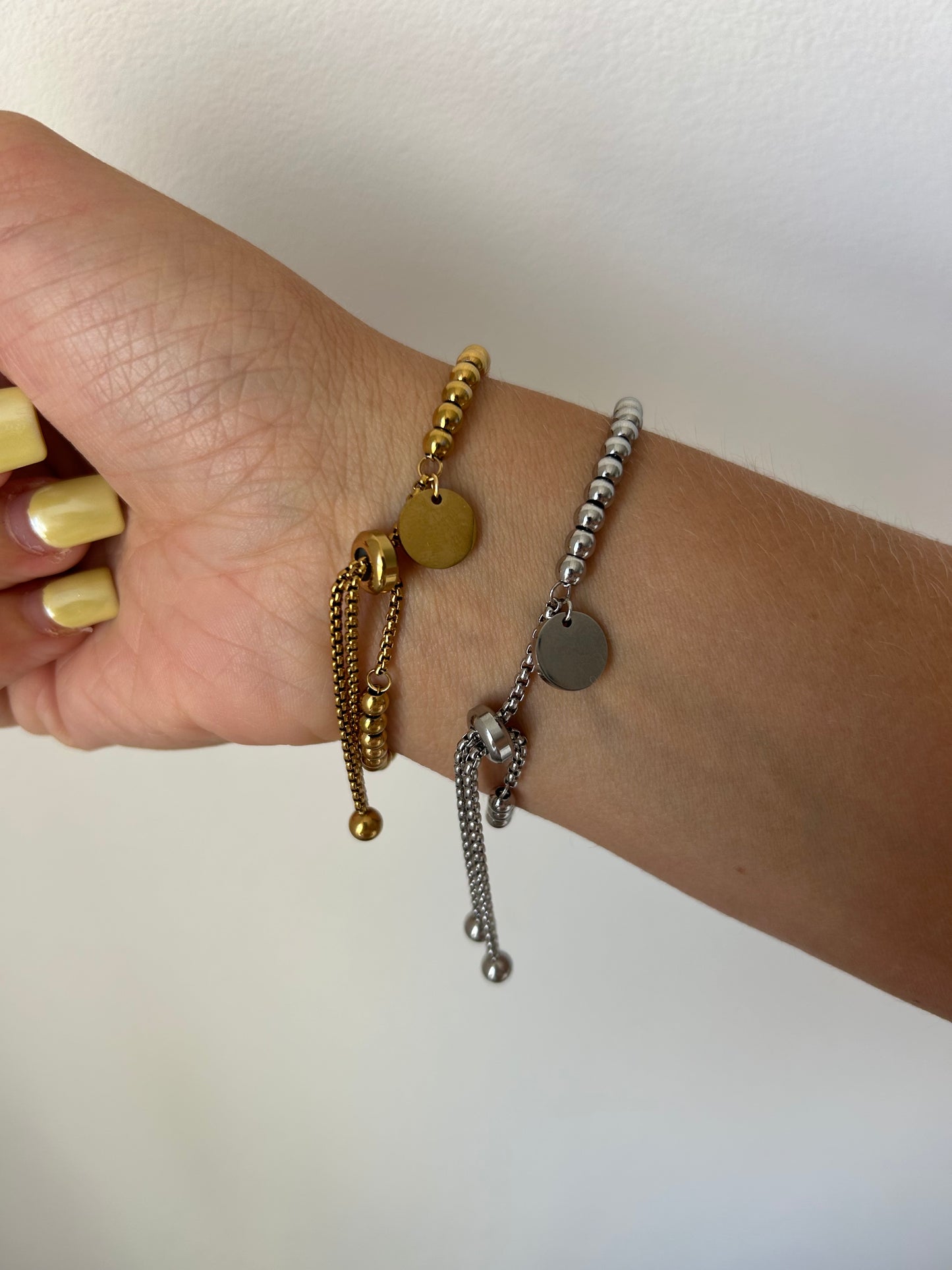 Beaded adjustable bracelet