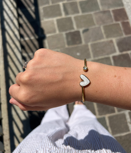 Heart Shape Zircon Bangle