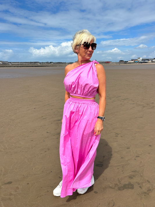 Long skirt with elasticated waist
