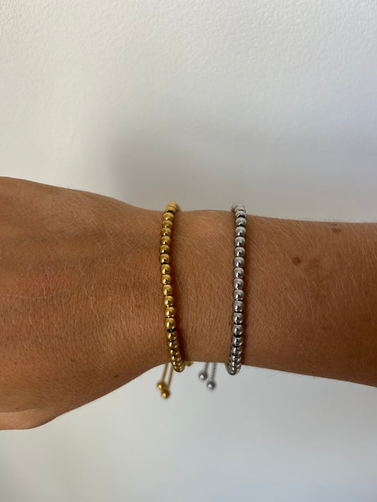 Beaded adjustable bracelet