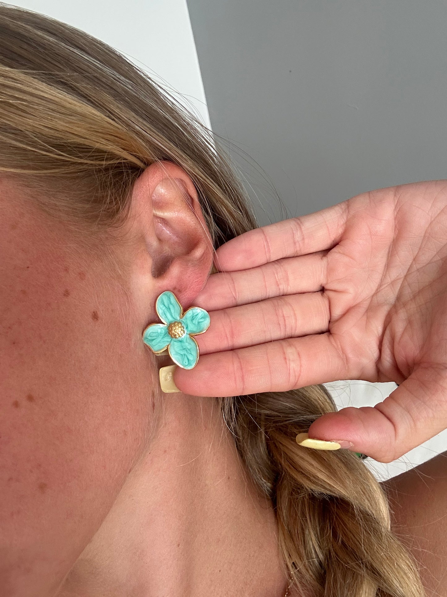Pastel Flower Earrings