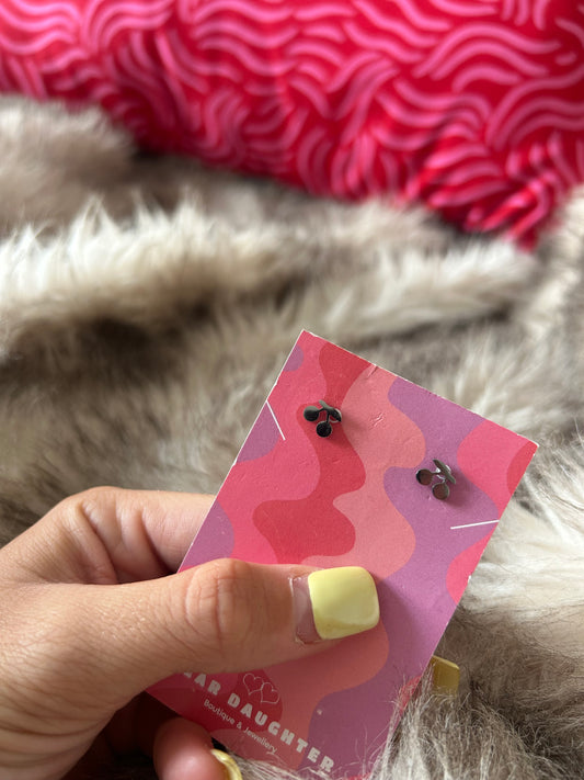 Cherry studs
